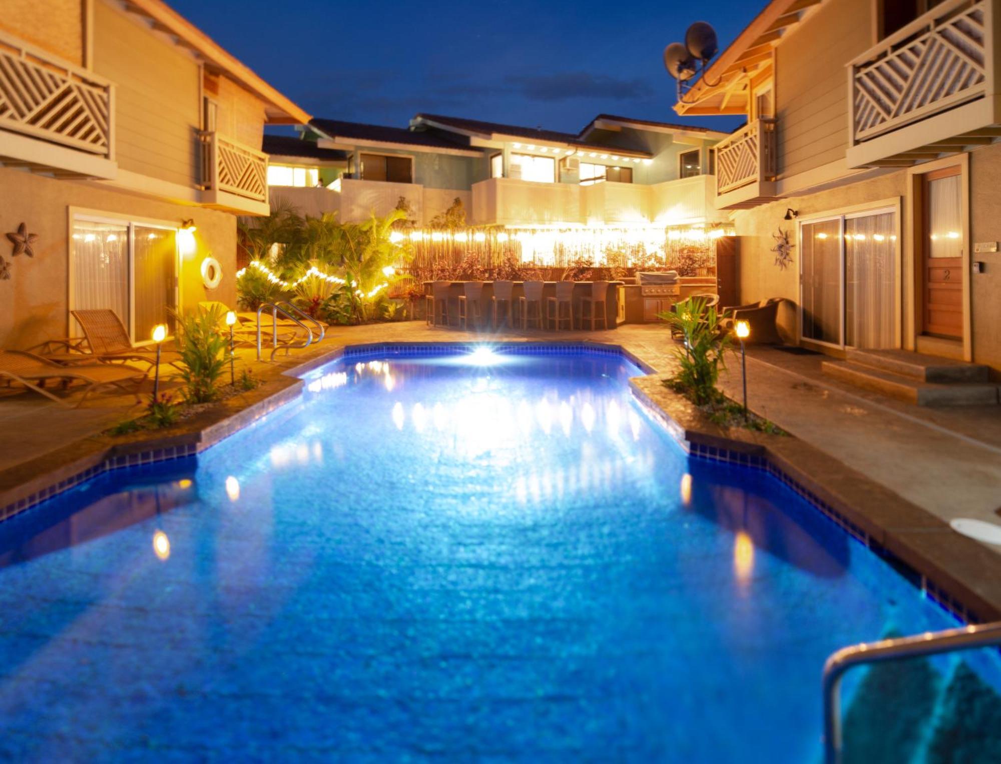 Plumeria Suite, 2-bedroom In A Boutique Property, Sleeps 6, Pool & Bbq * Kihei
