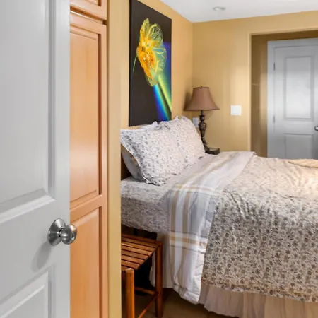 Plumeria Suite, 2-Bedroom Condo In A Boutique Property, Sleeps 6 Kihei Exterior photo