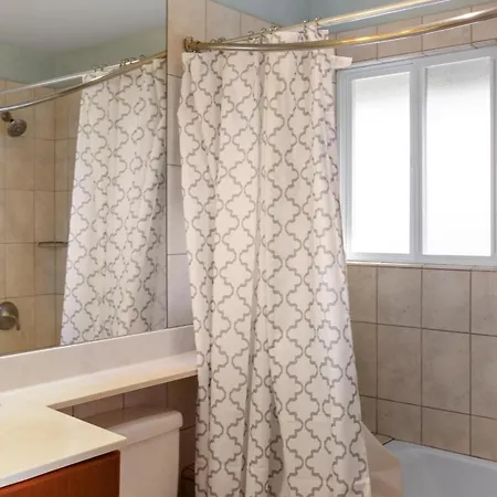 Plumeria Suite, 2-Bedroom Condo In A Boutique Property, Sleeps 6 Kihei Exterior photo