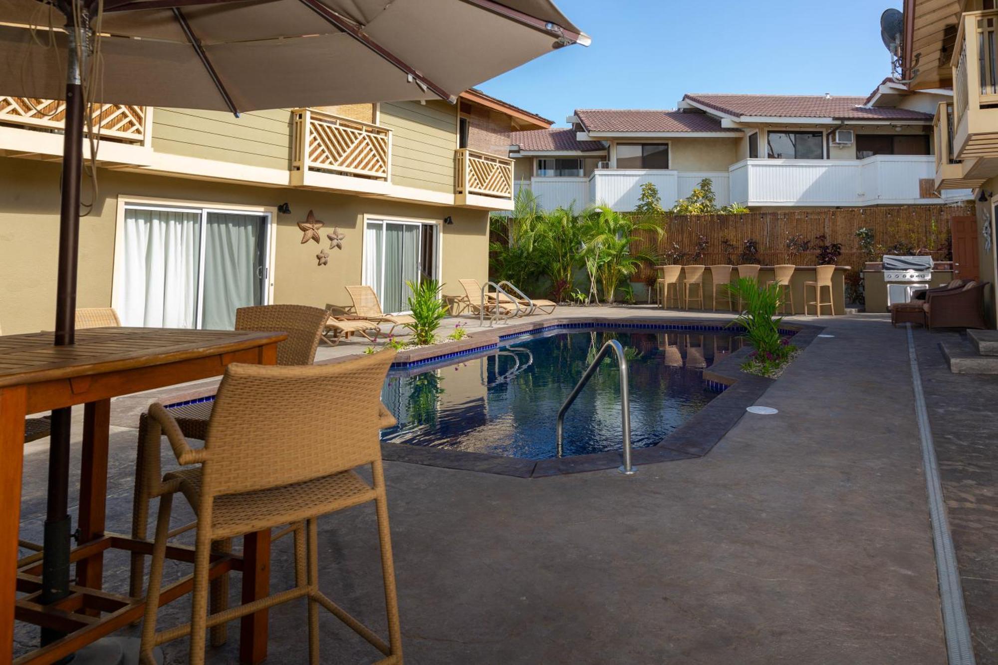Plumeria Suite, 2-bedroom In A Boutique Property, Sleeps 6, Pool & Bbq * Kihei