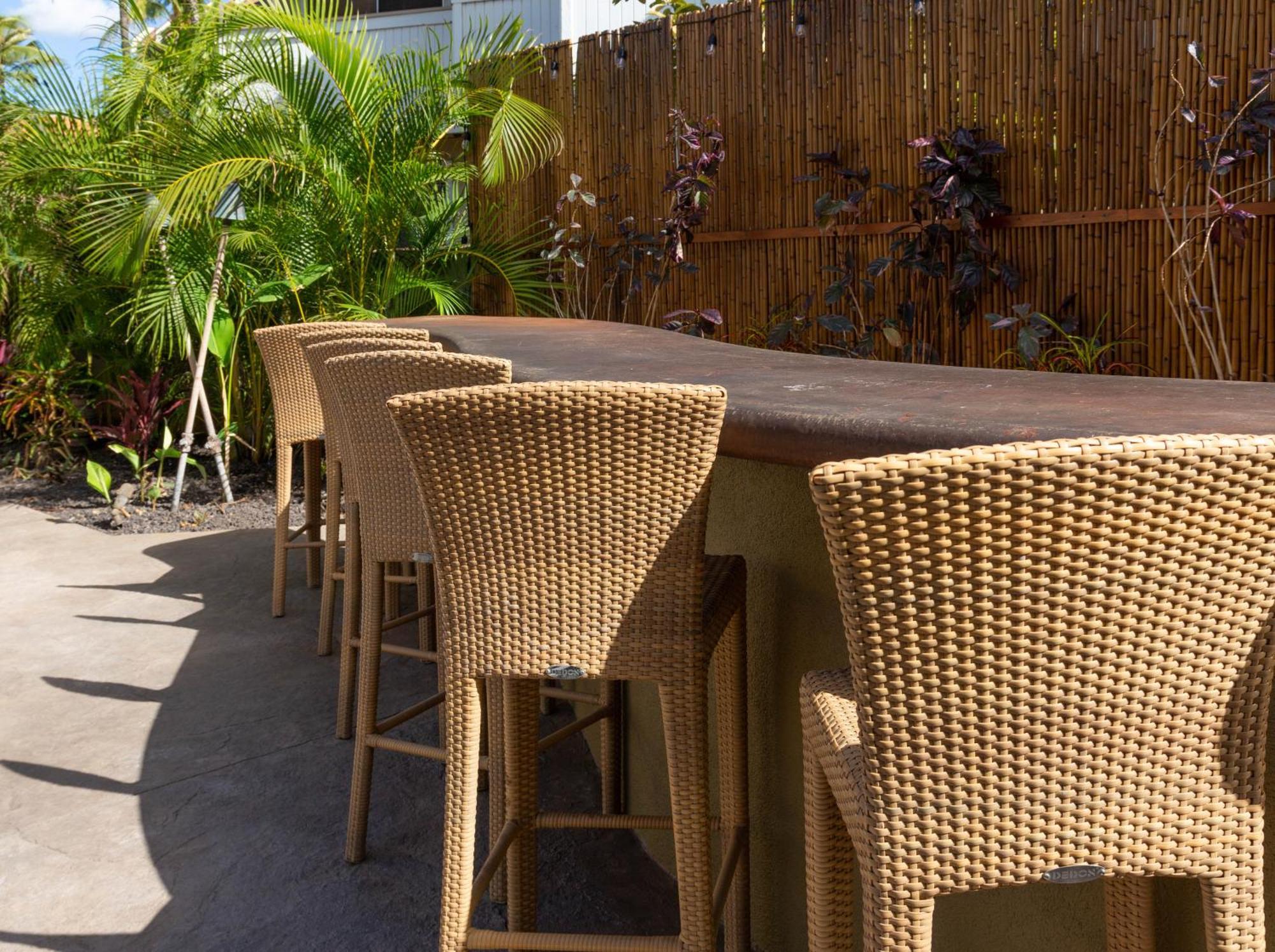 Plumeria Suite, 2-bedroom In A Boutique Property, Sleeps 6, Pool & Bbq Kihei
